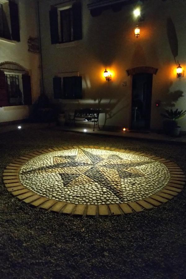 B&B Corte Colli Antichi Sona Bagian luar foto
